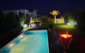 Superbe Villa Avec Piscine Plages Des Nations